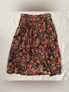 Vintage 80’s retro floral midi skirt